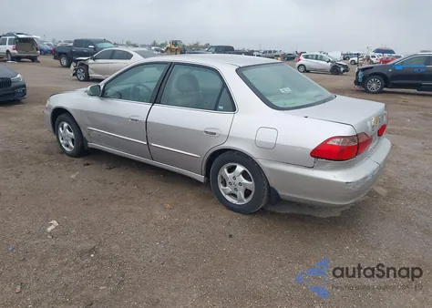 1998 Honda Accord Ex from USA, damaged, VIN 1HGCG5651WA069423